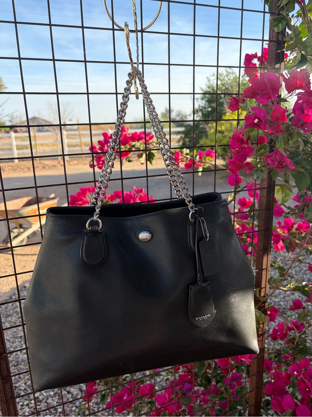 Black Leather Chain-Handle Tote Bag - Unbranded